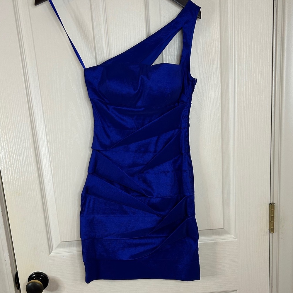 Hailey Logan Adrianna Papell XS Blue One Shoulder Mini‎ Dress Party Cocktail